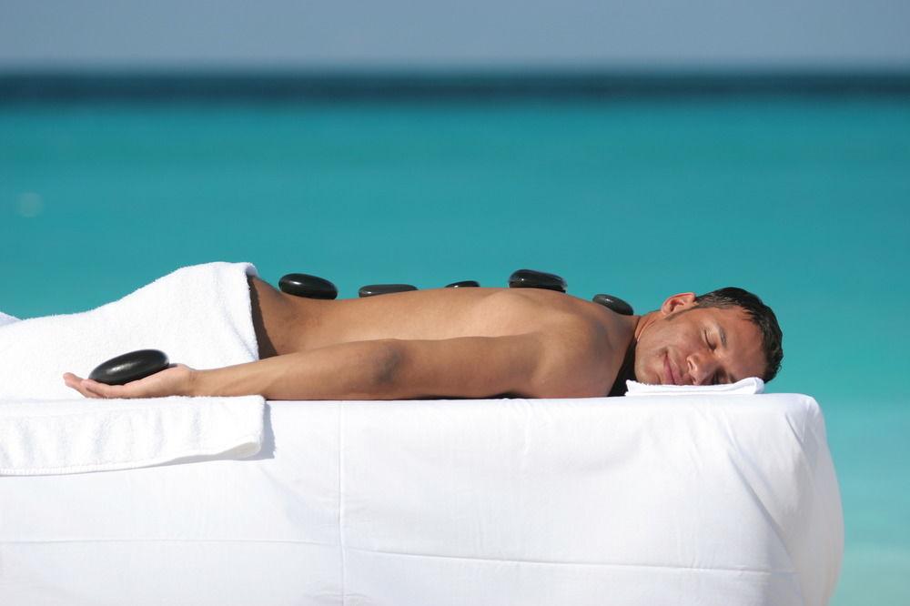 The Regent Grand Hotel Grace Bay Eksteriør billede